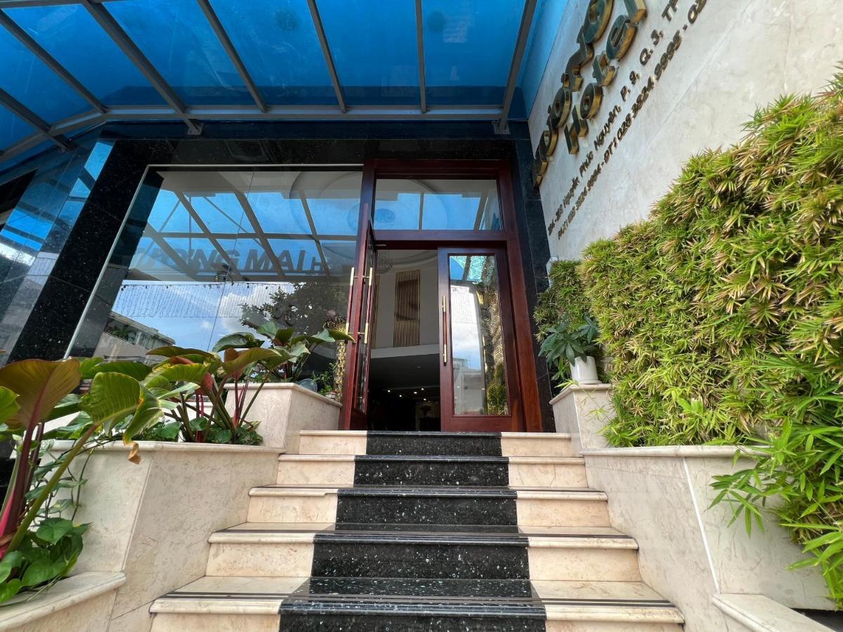 Hotel Huong Mai Ga Sai Gon Thành Pho Ho Chí Minh Esterno foto